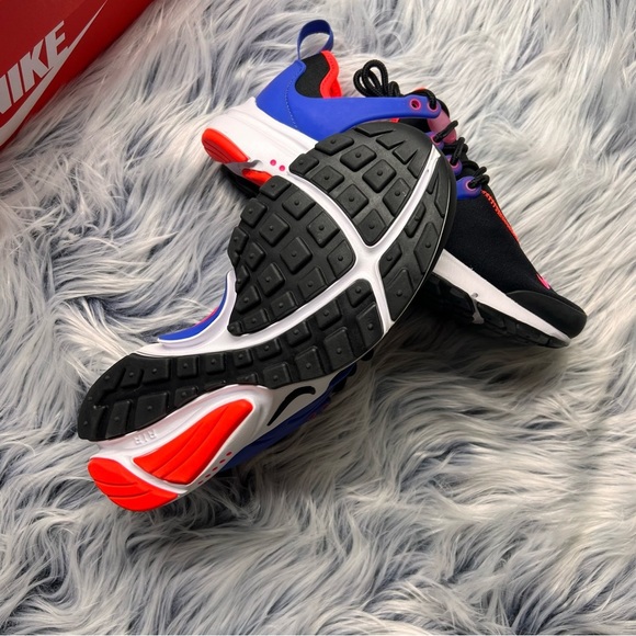 Nike Air Presto - Picture 2 of 4